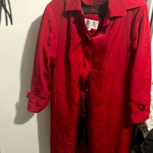 Bill Blass long rain jacket in red size 14